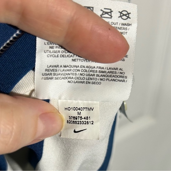 Nike Women's Size Medium Blue White Striped Short Sleeve Dri-Fit Golf Polo - Picture 7 of 12